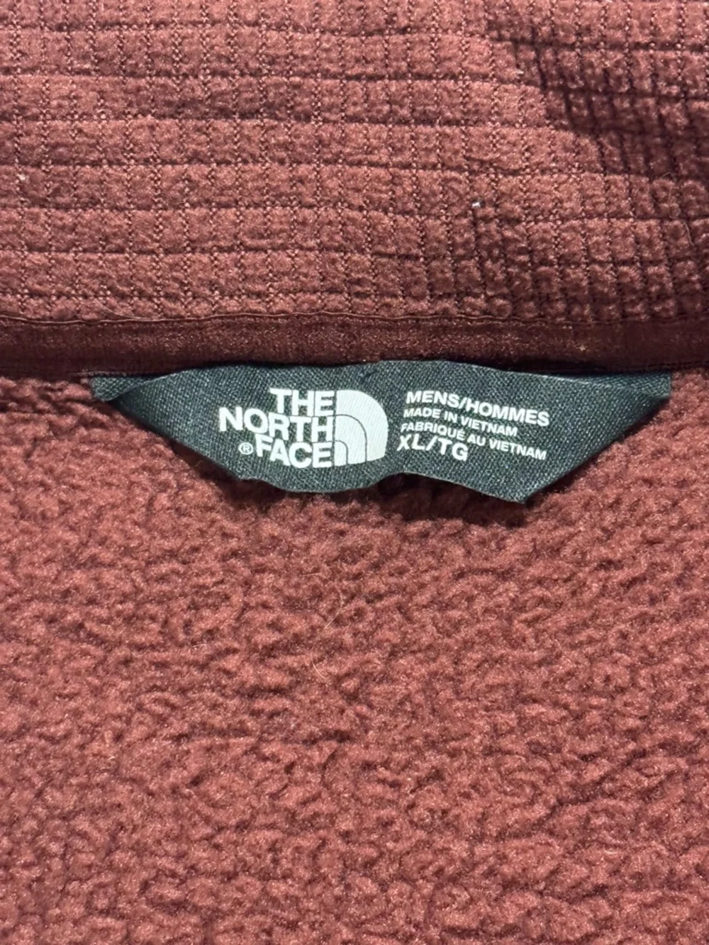 The North Face men XL quarter-zip fleece pullover textured waffle-knit fabric